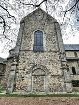 Notre Dame du Pré - Le Mans - 1090 Architectes 